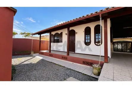 Casa com 3 Quartos à venda, 160m² no Oficinas, Tubarão