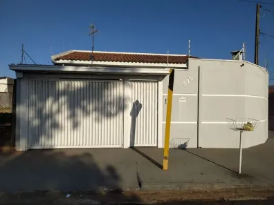 Casa com 3 Quartos à venda, 122m² no Jardim das Estações (Vila Xavier), Araraquara