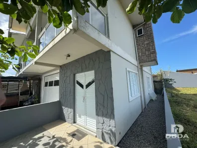 Sobrado com 3 Quartos para alugar, 81m² no Itapiruba, Imbituba