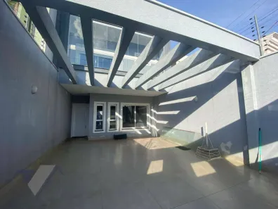 Sobrado com 3 Quartos para alugar, 159m² no Coqueiral, Cascavel