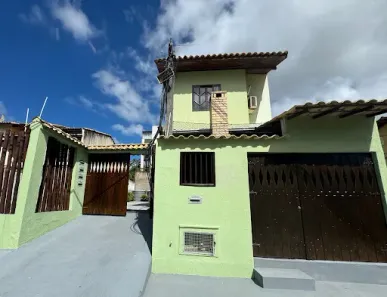 Sobrado com 2 Quartos para alugar, 70m² no Riviera Fluminense, Macaé