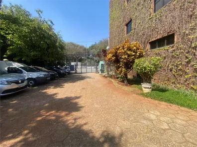 Prédio Comercial à venda, 840m² no Vila Hamburguesa, São Paulo