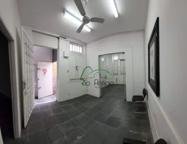 Imóvel Comercial com 4 Quartos à venda, 343m² no São Cristóvão, Rio de Janeiro