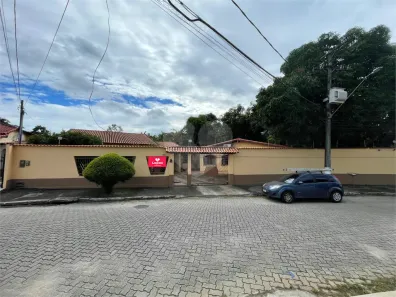 Casa com 3 Quartos à venda, 218m² no Morada da Colina, Resende