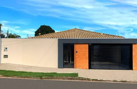 Casa com 3 Quartos à venda, 205m² no Jardim Montevidéu, Campo Grande