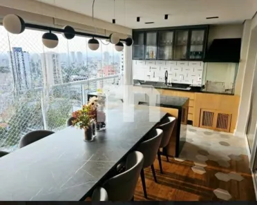 Apartamento com 3 Quartos à venda, 134m² no Vila Bertioga, São Paulo