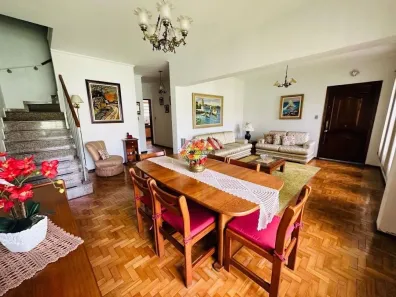 Sobrado com 3 Quartos à venda, 245m² no Vila Isa, São Paulo