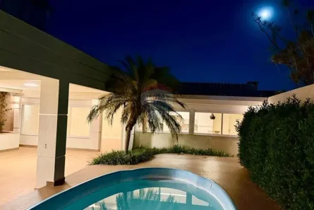 Casa com 3 Quartos à venda, 300m² no Setor Habitacional Arniqueira, Brasília