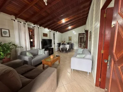Casa com 3 Quartos à venda, 170m² no Praia de Fora, Palhoça