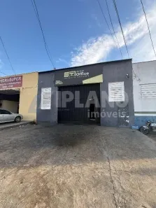 Galpão/Depósito/Armazém para alugar, 300m² no Vila Lutfalla, São Carlos