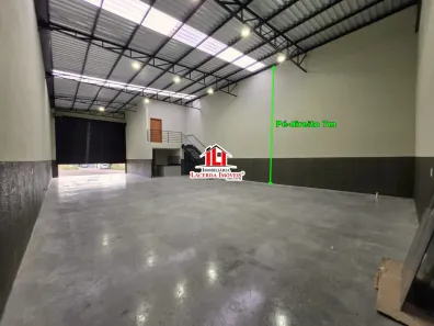 Galpão/Depósito/Armazém à venda, 250m² no Tarumã, Manaus