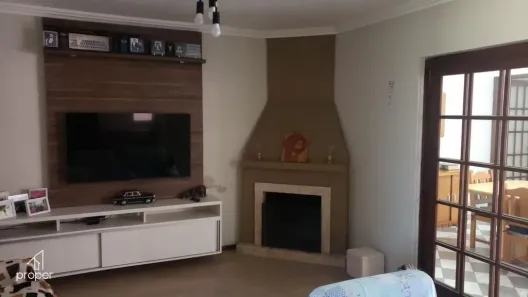 Sobrado com 4 Quartos à venda, 217m² no Três Vendas, Pelotas