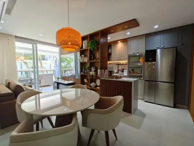 Apartamento com 3 Quartos à venda, 104m² no Jurerê, Florianópolis