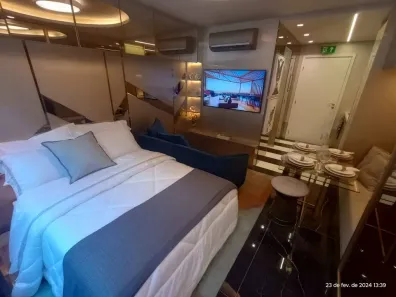 Kitnet à venda, 24m² no Menino Deus, Porto Alegre