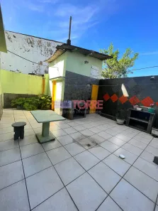 Sobrado com 4 Quartos à venda, 256m² no Conquista, Ilhéus