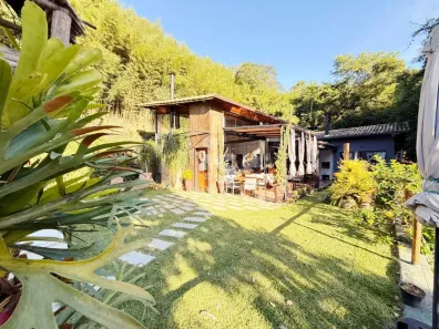 Casa de Condomínio com 4 Quartos à venda, 1971m² no Pedro do Rio, Petrópolis