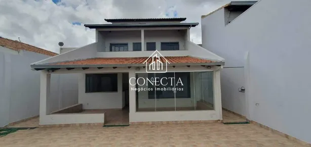 Casa com 4 Quartos à venda, 326m² no Cidade Jardim, Uberlândia