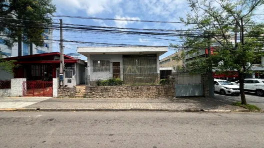 Imóvel Comercial com 3 Quartos à venda, 284m² no Anhangabaú, Jundiaí