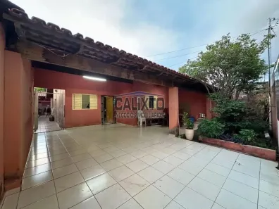 Casa com 3 Quartos à venda, 170m² no Planalto, Uberlândia