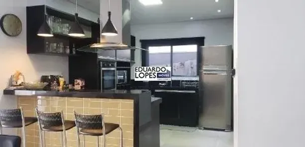 Sobrado com 4 Quartos à venda, 309m² no Residencial Central Parque, Salto