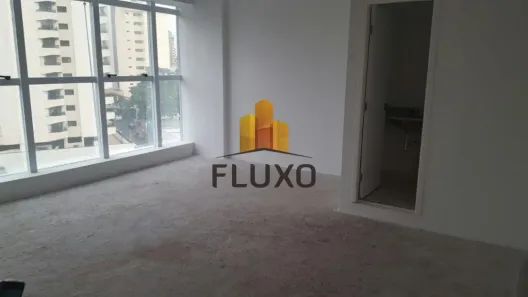 Sala Comercial à venda, 32m² no Vila Santo Antônio, Bauru