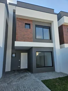 Sobrado com 3 Quartos à venda, 106m² no Pinheirinho, Curitiba