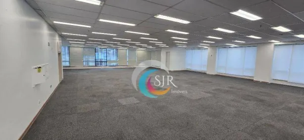 Sala Comercial para venda ou aluguel, 218m² no Cerqueira César, São Paulo