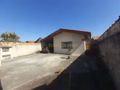 Casa com 3 Quartos à venda, 100m² no Conjunto Habitacional Terra dos Ipês I (Norte), Pindamonhangaba