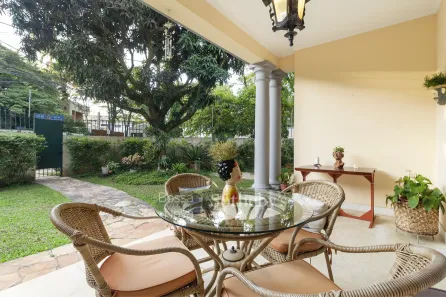 Casa com 2 Quartos à venda, 200m² no Jardim Europa, São Paulo