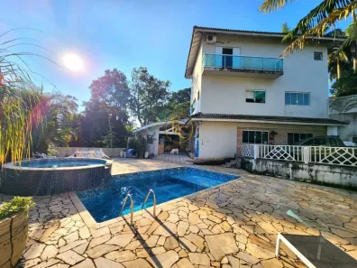 Casa de Condomínio com 5 Quartos para alugar, 389m² no Caraguatá, Mairiporã
