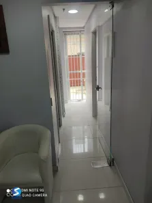 Sala Comercial com 1 Quarto à venda, 53m² no Floresta, Porto Alegre