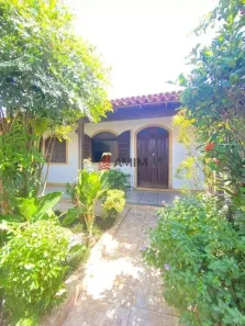 Casa com 5 Quartos à venda, 360m² no Piratininga, Niterói