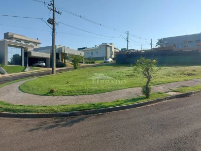 Lote/Terreno à venda, 347m² no Condomínio Royal Boulevard, Ibiporã