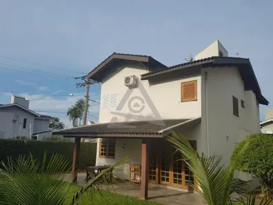 Casa de Condomínio com 3 Quartos à venda, 240m² no Parque da Hípica, Campinas