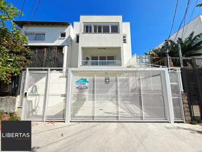 Sobrado com 3 Quartos à venda, 224m² no Aberta dos Morros, Porto Alegre