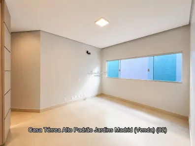 Casa de Condomínio com 3 Quartos à venda, 218m² no Jardins Madri, Goiânia