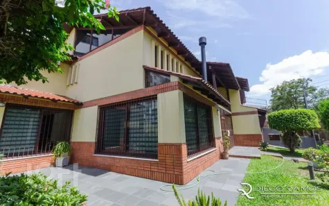 Casa com 4 Quartos à venda, 332m² no Vila Ipiranga, Porto Alegre