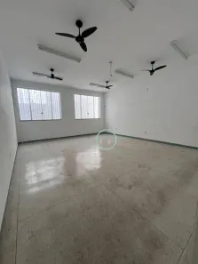 Prédio Comercial à venda, 900m² no Centro, São José dos Campos