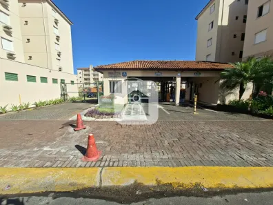 Apartamento com 3 Quartos para alugar, 70m² no Santa Mônica, Uberlândia