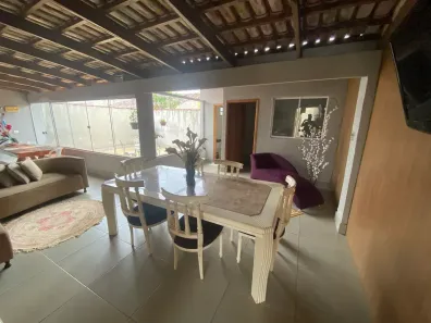 Casa com 3 Quartos à venda, 300m² no Jardim Mont Serrat, Aparecida de Goiânia