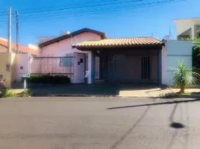 Casa com 3 Quartos à venda, 261m² no Jardim Ricetti, São Carlos