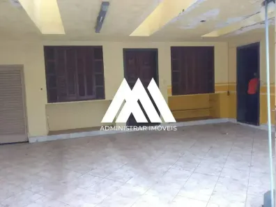 Casa com 6 Quartos à venda, 227m² no Centro, Itaúna