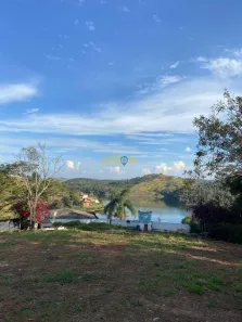 Fazenda/Sítio com 2 Quartos à venda, 200m² no Centro, Igaratá