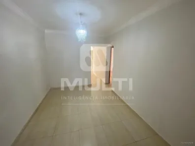 Casa com 3 Quartos para alugar, 173m² no Martins, Uberlândia