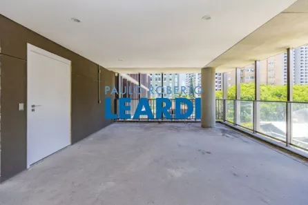 Apartamento com 3 Quartos à venda, 204m² no Vila Nova Conceição, São Paulo