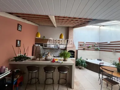 Casa de Condomínio com 3 Quartos à venda, 200m² no Recreio dos Bandeirantes, Uberaba
