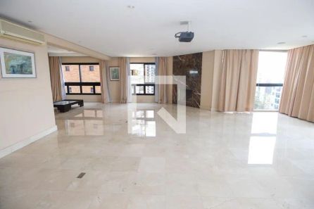 Apartamento com 3 Quartos à venda, 250m² no Vila Suzana, São Paulo