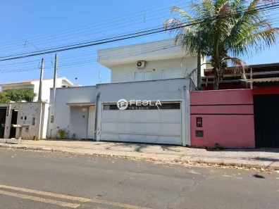 Casa com 3 Quartos à venda, 177m² no Parque Novo Mundo, Americana