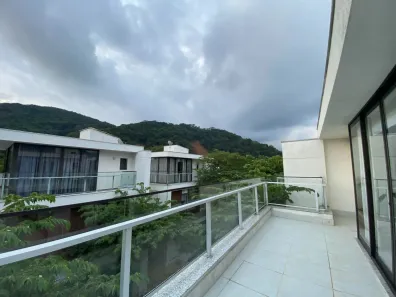 Casa de Condomínio com 5 Quartos à venda, 176m² no Camburi, São Sebastião