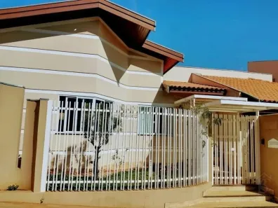 Casa com 3 Quartos à venda, 347m² no Parque das Esmeraldas, Marília